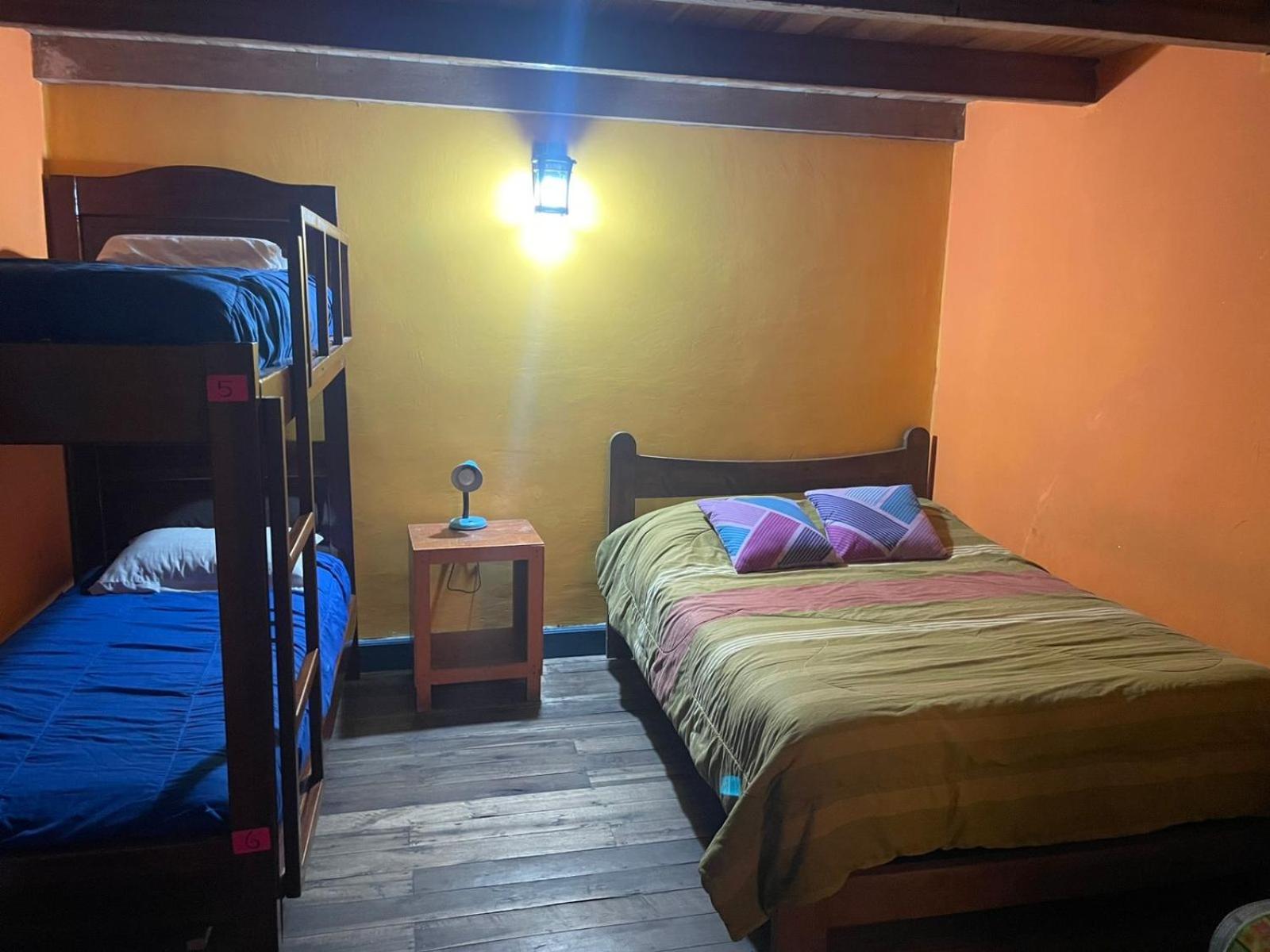 Hostal Cafe Tiana Latacunga Eksteriør bilde
